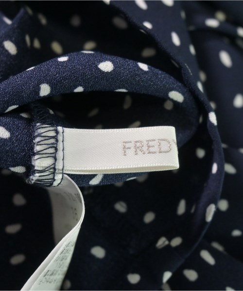 fredy emue（フレディエミュ）ブラウス 紺 サイズ:36(S位) レディース/2200646961163