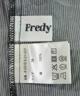 fredy emue（フレディエミュ）カジュアルシャツ 黒 サイズ:38(M位) レディース/2200717298303