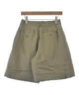AKIRA NAKA（アキラナカ）ショートパンツ カーキ サイズ:-(M位) レディース/2200646928357