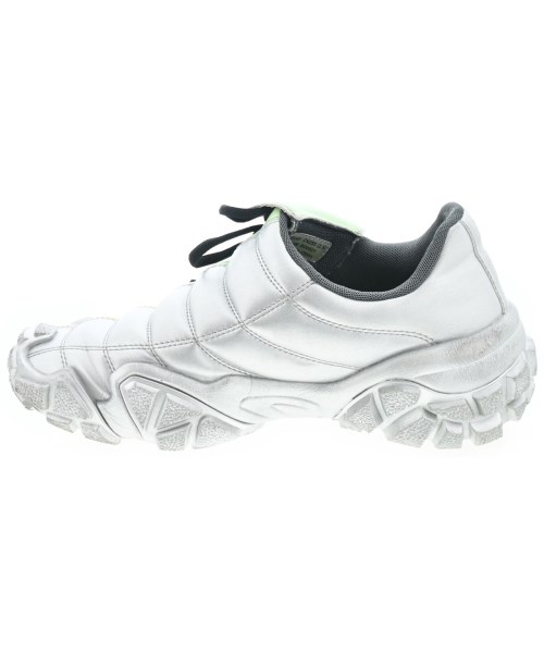 Acne Studios（アクネストゥディオズ）スニーカー シルバー サイズ:EU41(26cm位) メンズ/2200628624017