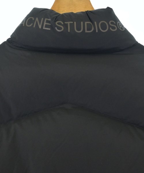 Acne Studios（アクネストゥディオズ）ダウンコート 黒 サイズ:44(S位) メンズ/2200728040014