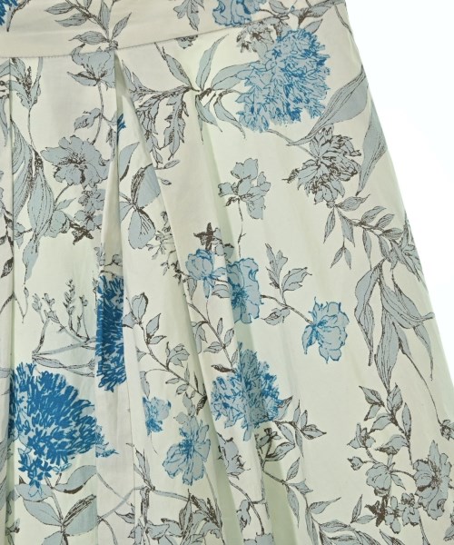 La TOTALITE（ラトータリテ）ロング・マキシ丈スカート 白 サイズ:36(S位) レディース/2200635624017