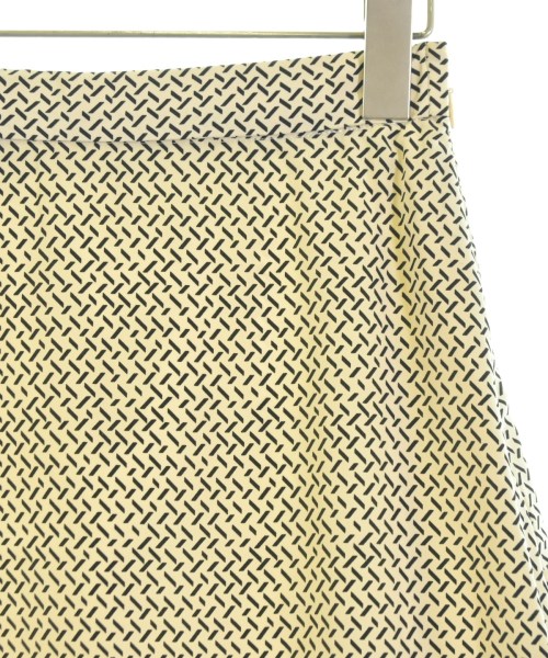 La TOTALITE（ラトータリテ）ロング・マキシ丈スカート 白 サイズ:36(S位) レディース/2200664854041