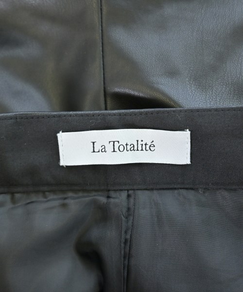 La TOTALITE（ラトータリテ）ショートパンツ 黒 サイズ:38(M位) レディース/2200688580018
