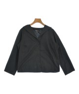 Agnes b. ブラウス