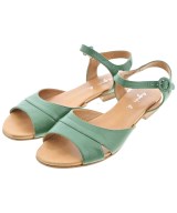 Agnes b. サンダル