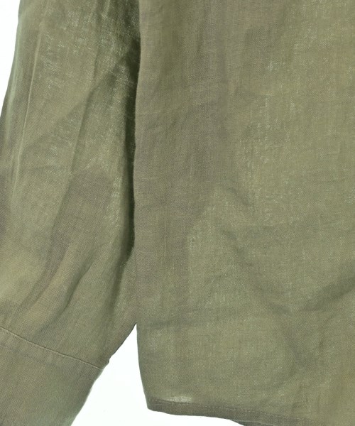 A.P.C.（アーペーセー）カジュアルシャツ カーキ サイズ:S メンズ/2200628284020
