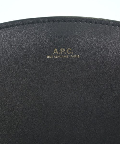 A.P.C.（アーペーセー）ショルダーバッグ 黒 サイズ:- レディース/2200629795037