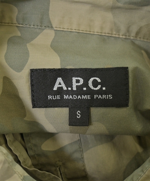 A.P.C.（アーペーセー）カジュアルシャツ カーキ サイズ:S メンズ/2200608309019
