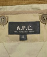 A.P.C.（アーペーセー）その他 カーキ サイズ:XS メンズ/2200616452028