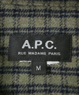 A.P.C.（アーペーセー）カジュアルシャツ カーキ サイズ:M メンズ/2200654032145