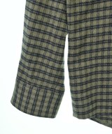 A.P.C.（アーペーセー）カジュアルシャツ カーキ サイズ:M メンズ/2200654032145