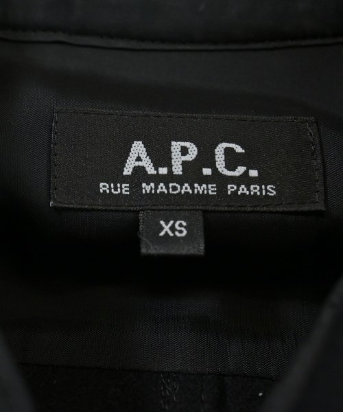 A.P.C.（アーペーセー）カジュアルシャツ 黒 サイズ:XS メンズ/2200654930038