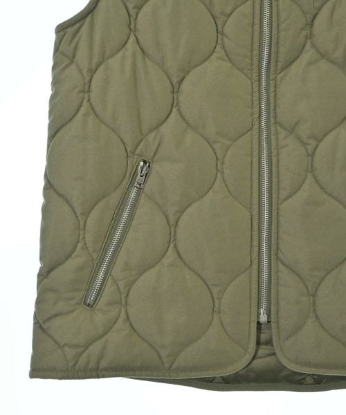 A.P.C.（アーペーセー）ダウンジャケット/ダウンベスト カーキ サイズ:XS メンズ/2200657841300