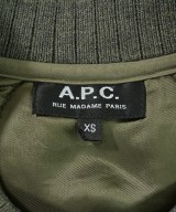 A.P.C.（アーペーセー）ダウンジャケット/ダウンベスト カーキ サイズ:XS メンズ/2200657841300