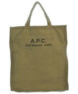 A.P.C.（アーペーセー）ショルダーバッグ カーキ サイズ:- メンズ/2200636945180