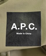 A.P.C.（アーペーセー）ダウンジャケット/ダウンベスト カーキ サイズ:S メンズ/2200701541156