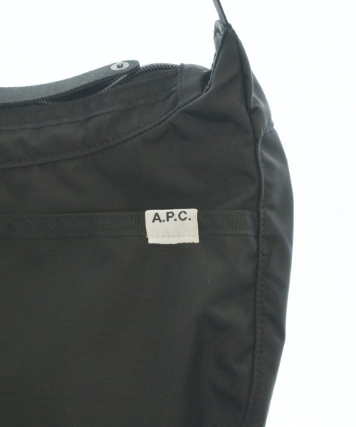 A.P.C.（アーペーセー）ショルダーバッグ 黒 サイズ:- メンズ/2200668637039