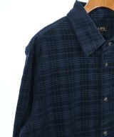 A.P.C.（アーペーセー）カジュアルシャツ 紺 サイズ:L メンズ/2200671431082