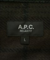 A.P.C.（アーペーセー）カジュアルシャツ 緑 サイズ:L メンズ/2200725983055