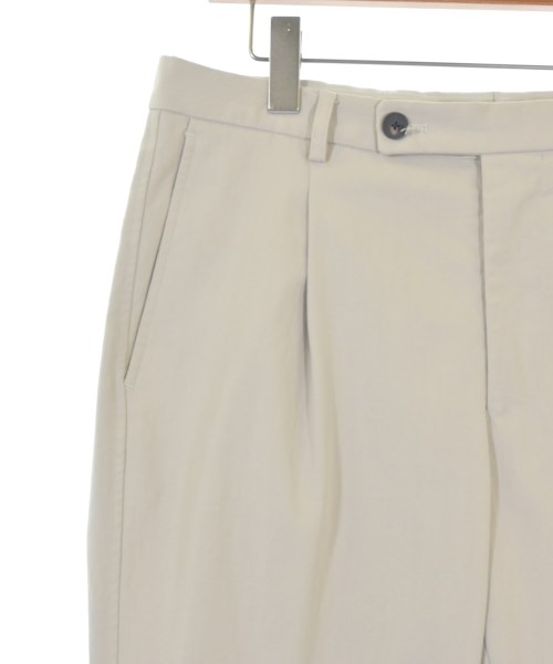 UNITED ARROWS（ユナイテッドアローズ）スラックス 白 サイズ:L メンズ/2200692120132