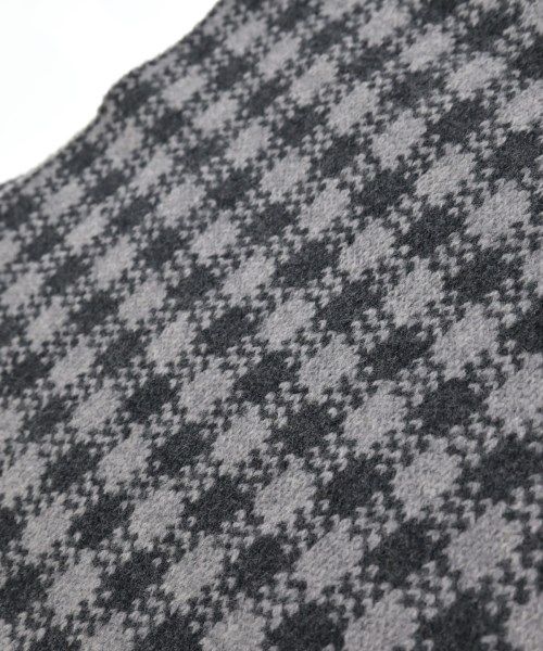 BARNEYS NEWYORK（バーニーズニューヨーク）マフラー グレー サイズ:- メンズ/2200658113048