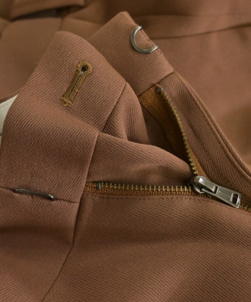 TOMORROWLAND（トゥモローランド）スラックス 茶 サイズ:S メンズ/2200629352070