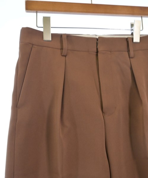 TOMORROWLAND（トゥモローランド）スラックス 茶 サイズ:S メンズ/2200629352070