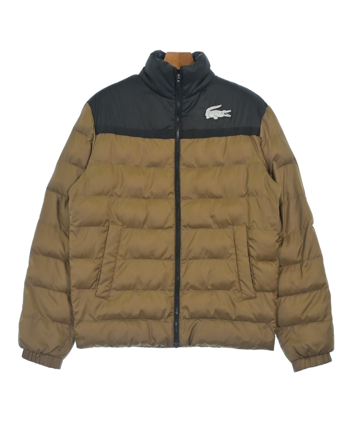 LACOSTE（ラコステ）ダウンジャケット/ダウンベスト 茶 サイズ:46(M位