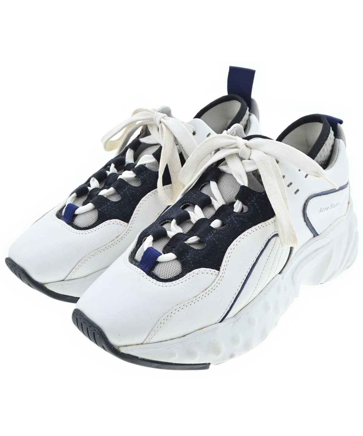 $ Acne Studios ホワイトバレエシューズ Acne Studios ホワイトバレエシューズ