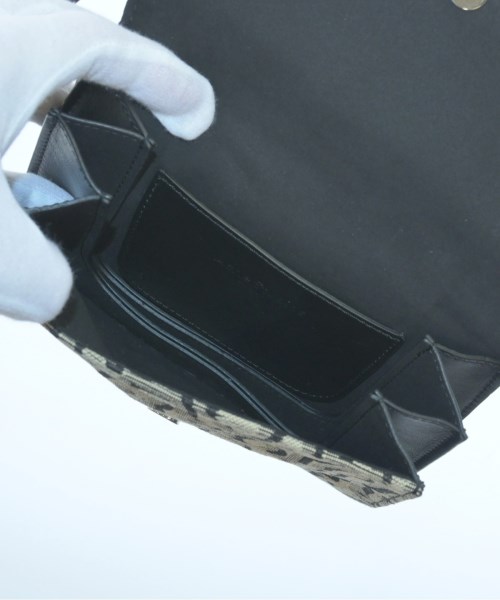 Acne Studios（アクネストゥディオズ）ショルダーバッグ ベージュ サイズ:- レディース/2200622397351