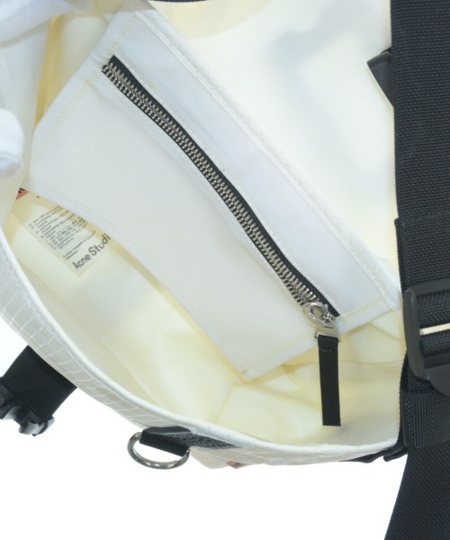 Acne Studios（アクネストゥディオズ）ショルダーバッグ 白 サイズ:- レディース/2200721122403