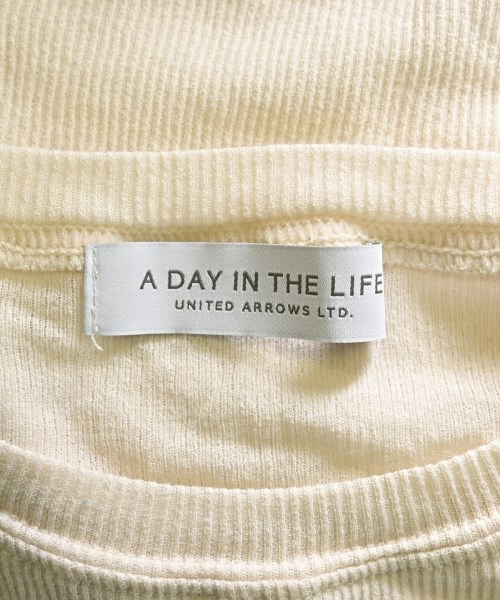 a day in the life UNITED ARROWS（アデイインザライフユナイテッドアローズ）Tシャツ・カットソー ベージュ サイズ:-(M位) レディース/2200631837022