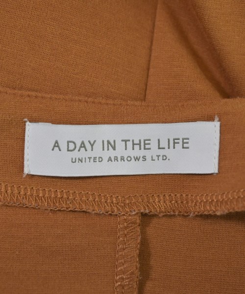 a day in the life UNITED ARROWS（アデイインザライフユナイテッドアローズ）Tシャツ・カットソー ベージュ サイズ:F レディース/2200612952027