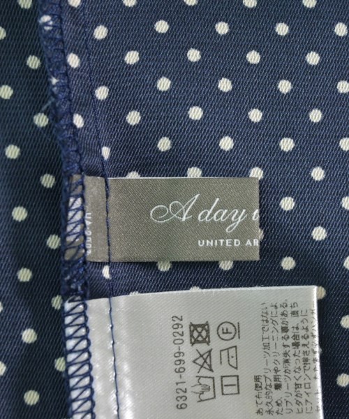 a day in the life UNITED ARROWS（アデイインザライフユナイテッドアローズ）ブラウス 紺 サイズ:F レディース/2200695856069