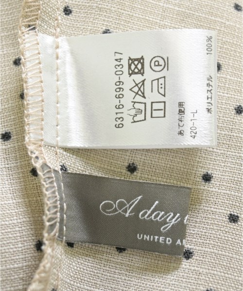 a day in the life UNITED ARROWS（アデイインザライフユナイテッドアローズ）ブラウス ベージュ サイズ:F レディース/2200708804025