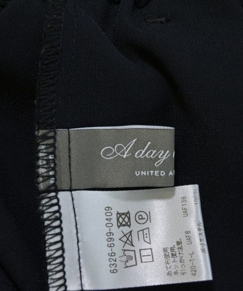 a day in the life UNITED ARROWS（アデイインザライフユナイテッドアローズ）スラックス 紺 サイズ:-(S位) レディース/2200710175038
