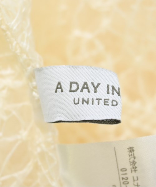 a day in the life UNITED ARROWS（アデイインザライフユナイテッドアローズ）ベスト 白 サイズ:F レディース/2200723916048