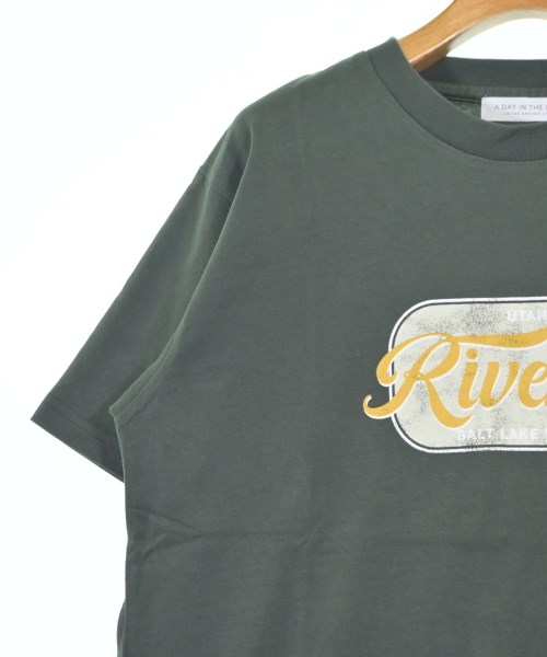 a day in the life UNITED ARROWS（アデイインザライフユナイテッドアローズ）Tシャツ・カットソー カーキ サイズ:-(XL位) レディース/2200684100258