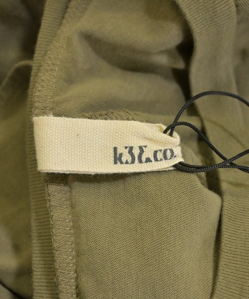K3&co.（ケイスリー）Tシャツ・カットソー カーキ サイズ:ONE レディース/2200736441087