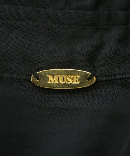 MUSE de Deuxieme Classe（ミューズドゥドゥーズィーエムクラス）カジュアルシャツ 黒 サイズ:F レディース/2200698083080