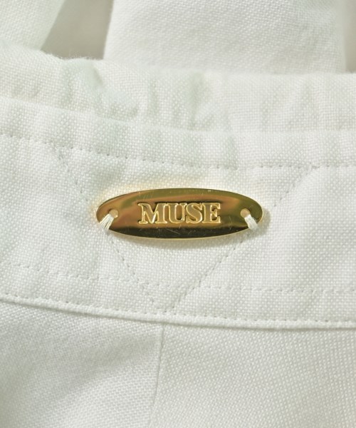 MUSE de Deuxieme Classe（ミューズドゥドゥーズィーエムクラス）カジュアルシャツ 白 サイズ:F レディース/2200667026056