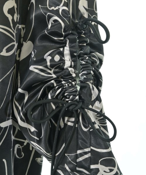 Ujoh（ウジョー）カジュアルシャツ 黒 サイズ:2(M位) レディース/2200633124076