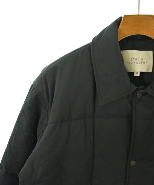 STUDIO NICHOLSON（スタジオニコルソン）ダウンジャケット/ダウンベスト 黒 サイズ:M メンズ/2200656734023