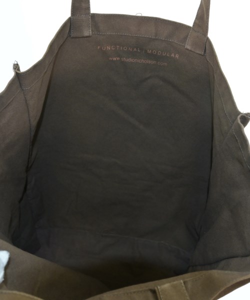 STUDIO NICHOLSON（スタジオニコルソン）ショルダーバッグ 茶 サイズ:- メンズ/2200661681107