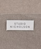 STUDIO NICHOLSON（スタジオニコルソン）バンダナ・スカーフ グレー サイズ:- レディース/2200648887232
