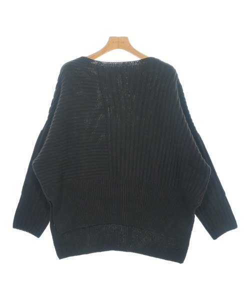 ベータ(β)のβ ニット・セーター