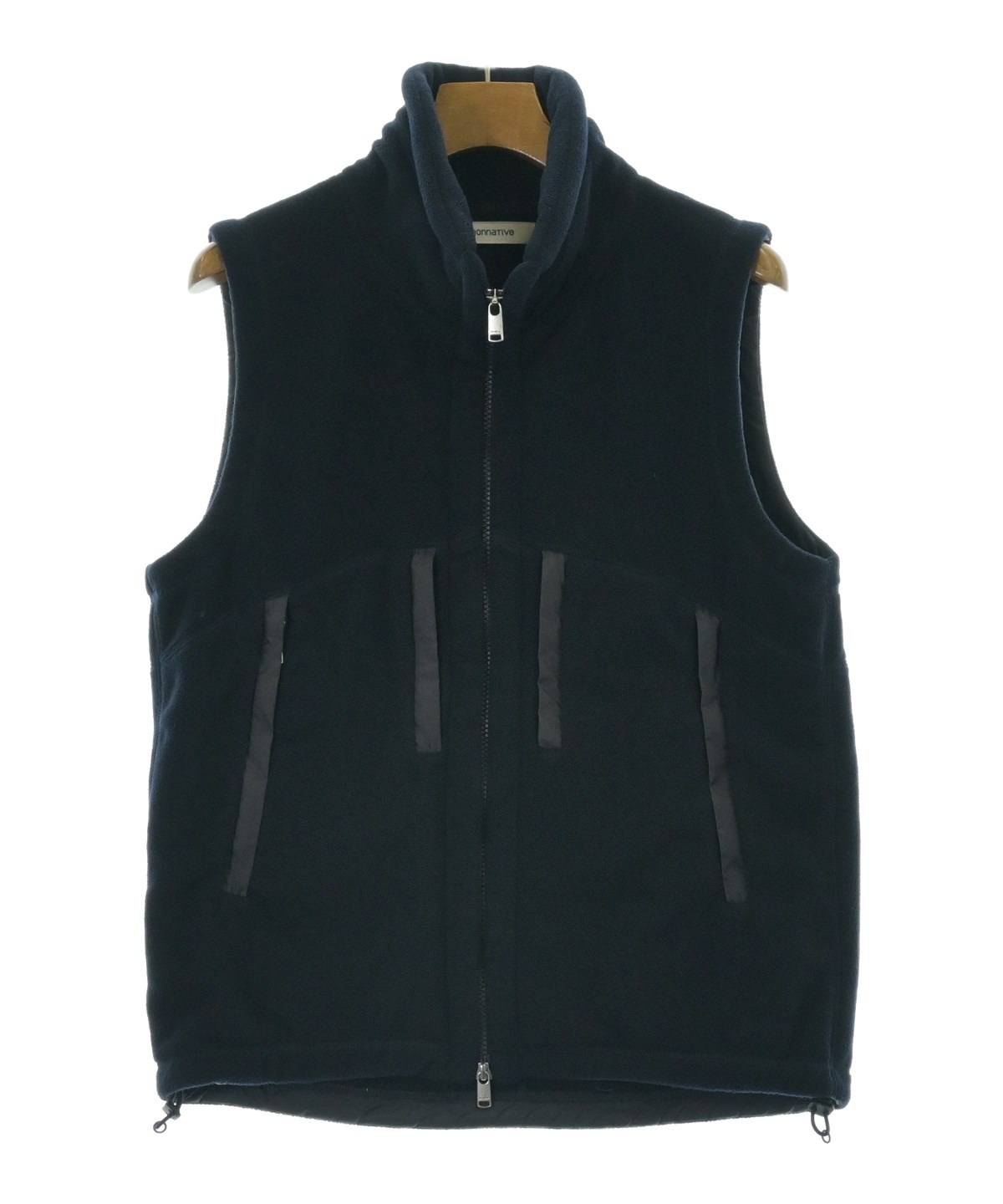 nonnative ブラック ベスト マインデニム×ノンネイティブ、小さく収納できるオールブラックダウン