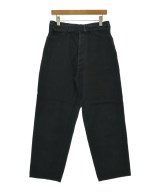 COMOLI デニムパンツ