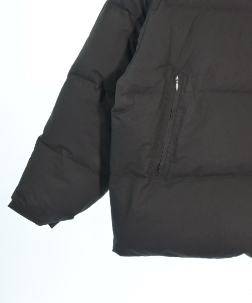 COMOLI（コモリ）ダウンジャケット/ダウンベスト 黒 サイズ:2(M位) メンズ/2200668602013